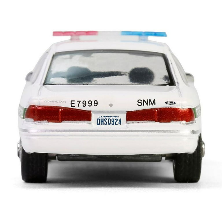 1/64 1997 Crown Victoria, US Customs & Border Patrol, Hot Pursuit