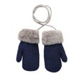 thumbnail image 1 of Guantes de plástico de punto para niños de 1 a 4 años., 1 of 2