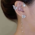 thumbnail image 1 of Pendientes con clip para oreja de flor de mariposa, clip para oreja, sin perforaciones, con borlas y nicho, 1 of 5
