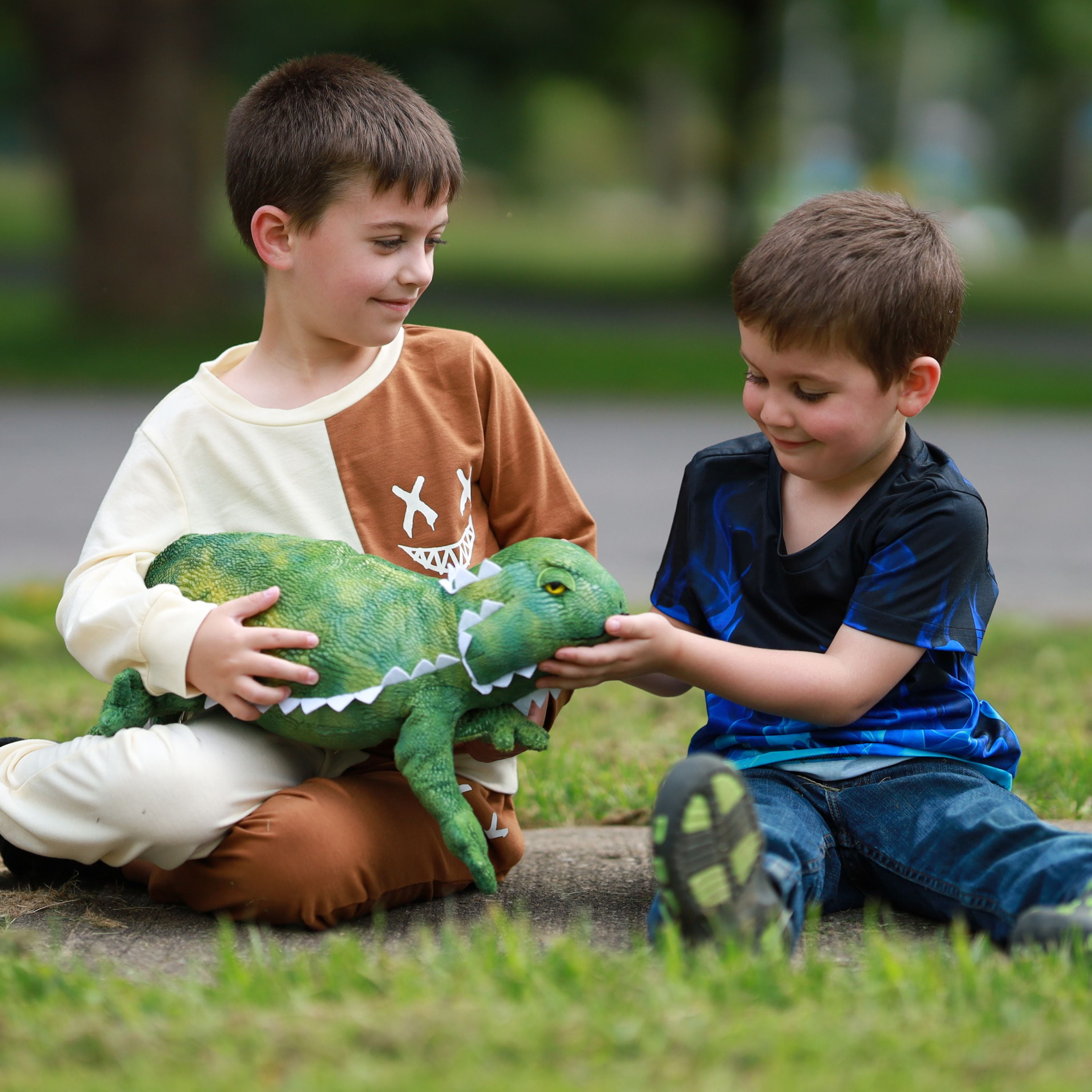 Tezituor 5Pcs Lizard Stuffed Animal 26.3" Giant Lizard Plush with 4 Babies Plush Toy