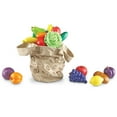 thumbnail image 4 of Learning Resources Tote Fruits et Légumes Fraîchement Cueillis, 17 Pièces, 4 of 5