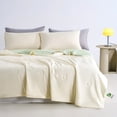 thumbnail image 6 of COM1950s Cooling Summer Quilt, Lightweight Summer Blanket, Breathable Quilt for Hot Sleepers, Machine Washable Thin Comforter for Dorm, Bedroom and Travel, 6 of 7
