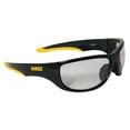 thumbnail image 1 of Gafas de seguridad DEWALT DPG94-9C Dominator con lentes para interiores/exteriores, 1 of 5