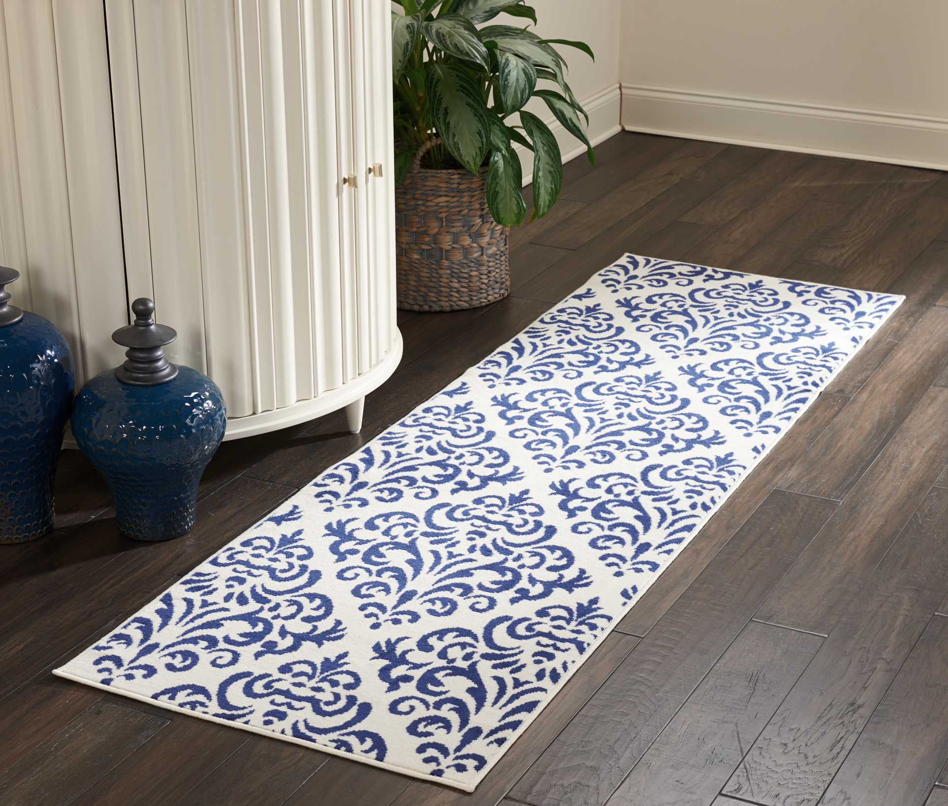 Vintage Damask Area Rug by Pinewood Grove
