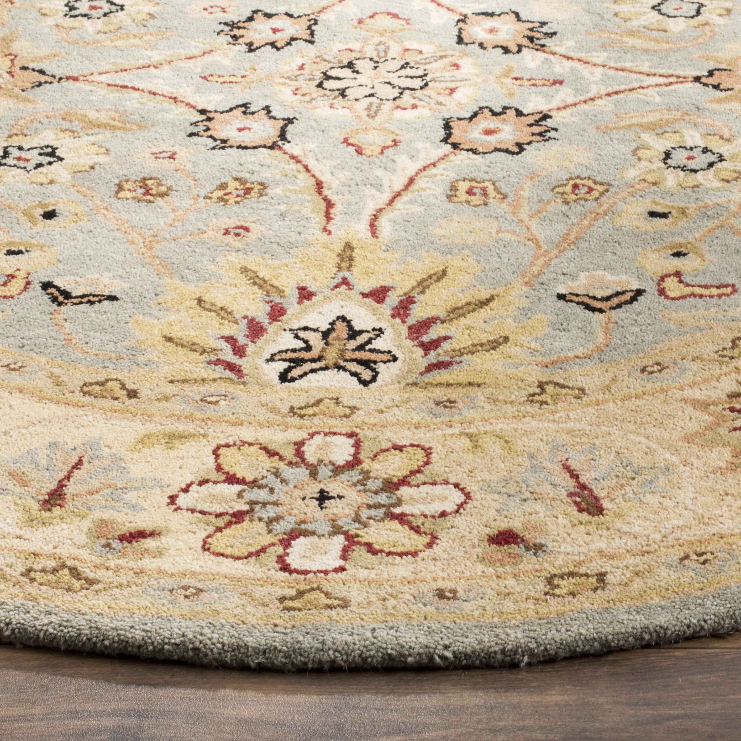 SAFAVIEH Antiquity Beaumont Traditional Wool Area Rug, Light Blue/Ivory, 4'6" x 6'6" Oval
