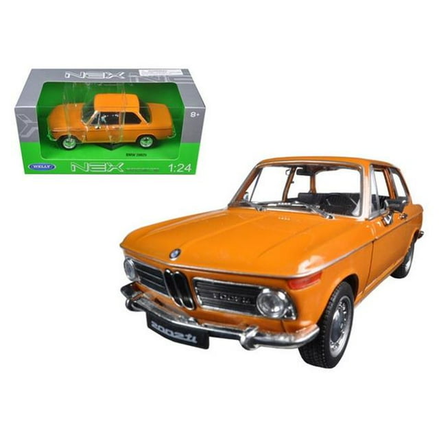 Welly 24053or 2002 BMW Ti Orange 1-24 Diecast Model Car