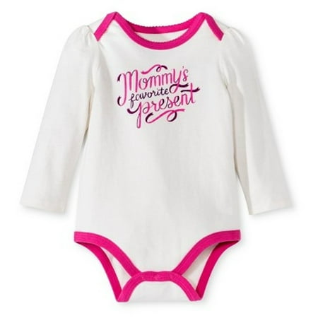 Circo Girls Mommy's Favorite Present Holiday Christmas Shirt Almond Cream (Best Little Girl Christmas Presents)