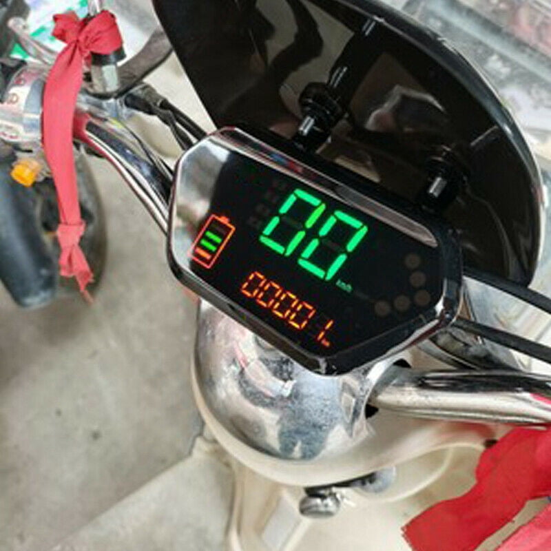 Simple Installation Advanced Manufacturing Technology Strict Quality Standards for Man Woman Motorbike Gauge Motorcycle Speedometer