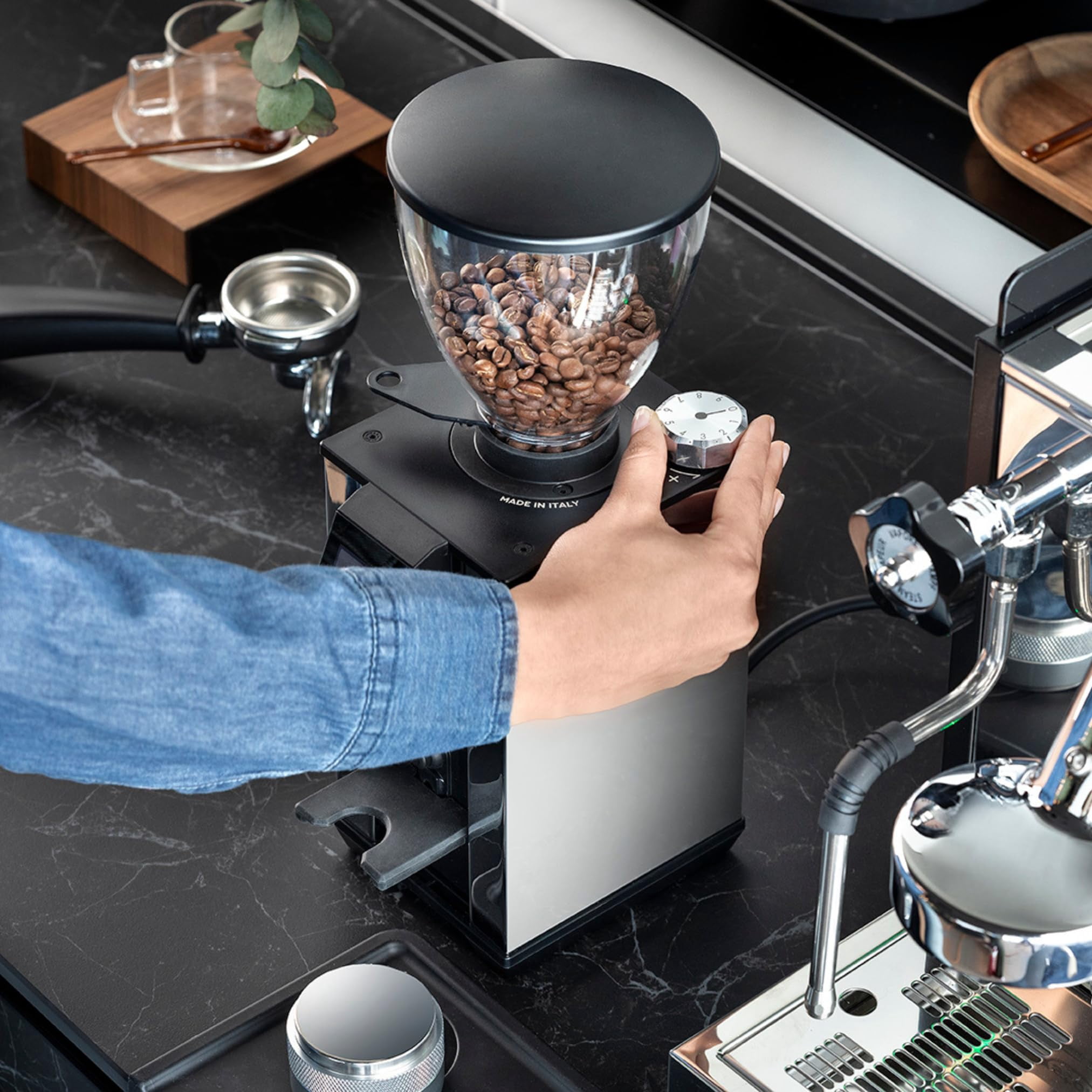 MACAP LEO 55 – Chrome Touch Coffee Grinder, Flat Burrs, Compact