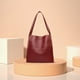 thumbnail image 1 of Bolso de hombro de cuero para mujer, bolso Retro informal para axila, bolso de compras de gran capacidad, 1 of 6