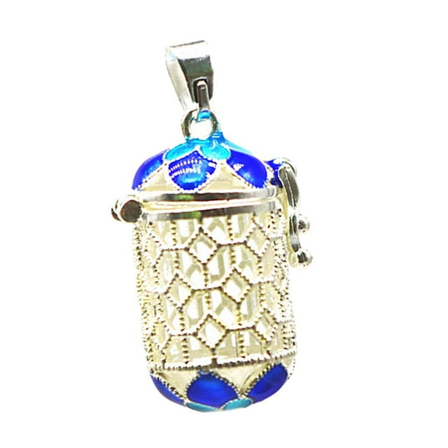 Colgante de medallón de filigrana Zulema de flor Collar