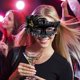 thumbnail image 3 of Conjunto de máscaras de disfraces de pareja Máscara de fiesta veneciana Máscara de disfraz de Halloween de plástico Máscara de Mardi Gras para mujeres y hombres, 3 of 4