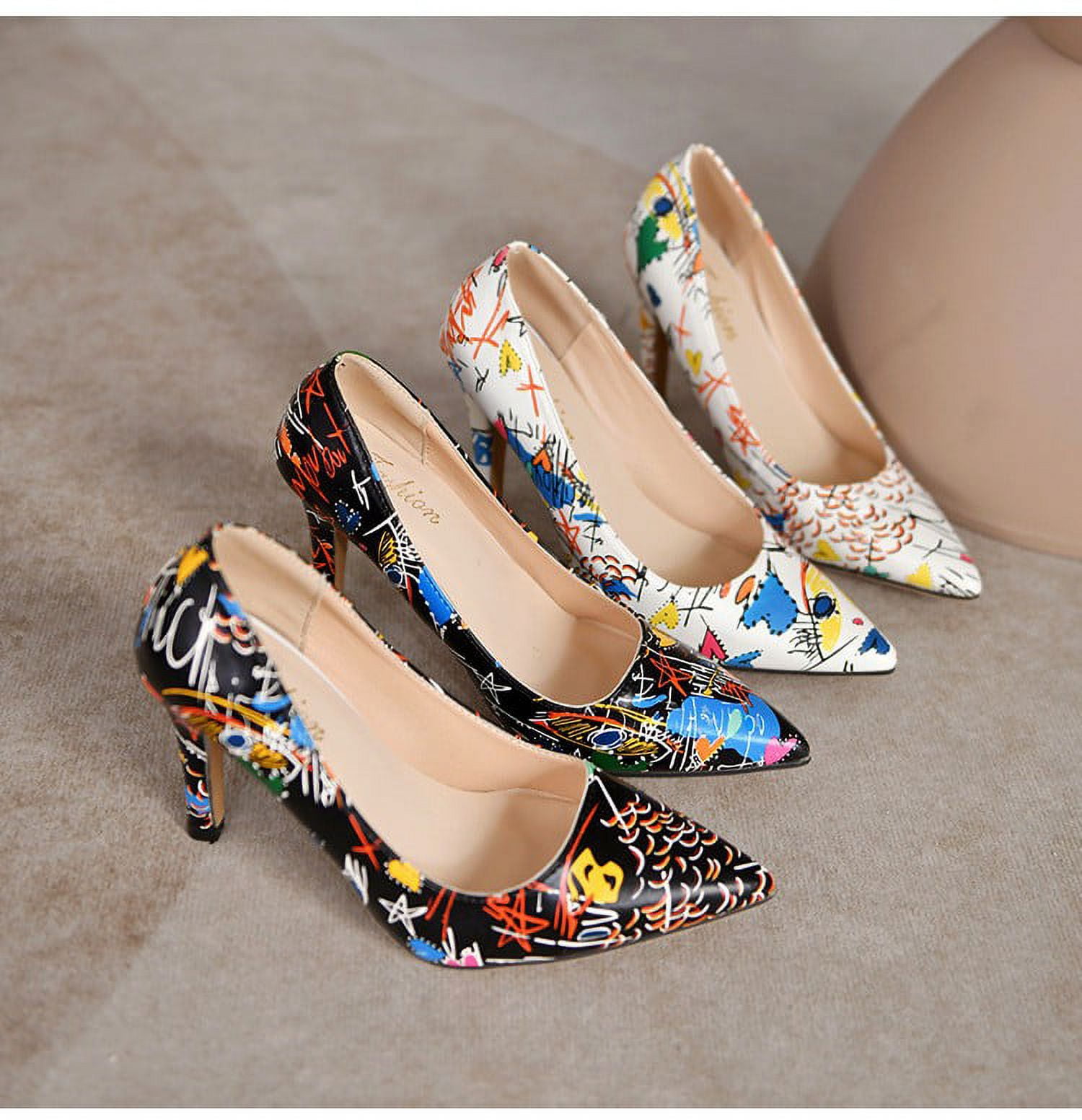 Gucci Floral Print Pumps in Ivory — UFO No More