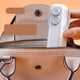 thumbnail image 5 of Mini sellador de bolsas de alimentos | Dispositivo portátil de sellado de bocadillos de plástico | USB recargable | Función de sellado y dessellado dos en uno | Compacto para Cocina y Viajes | Sello, 5 of 9
