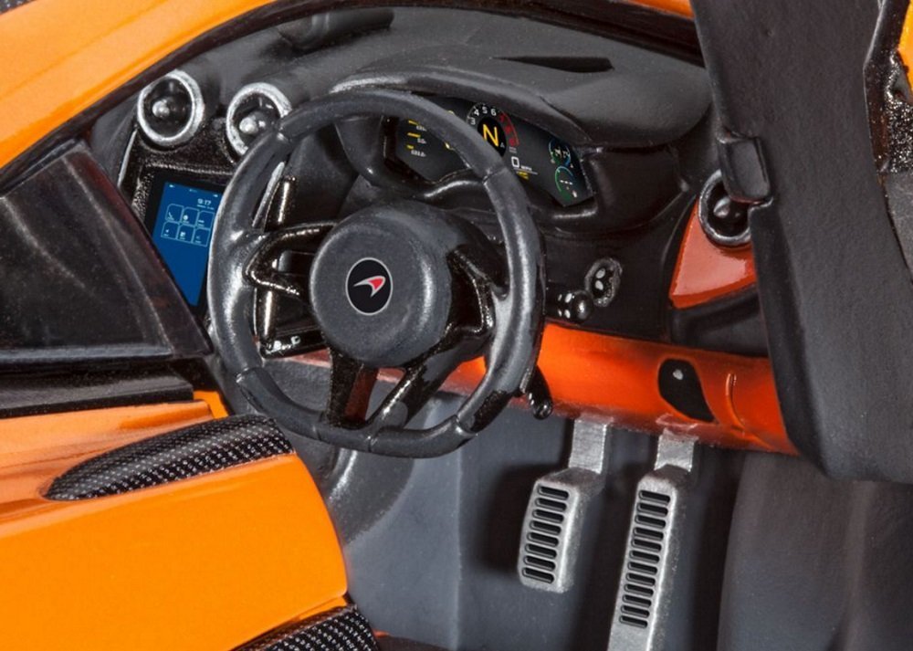 mclaren revell