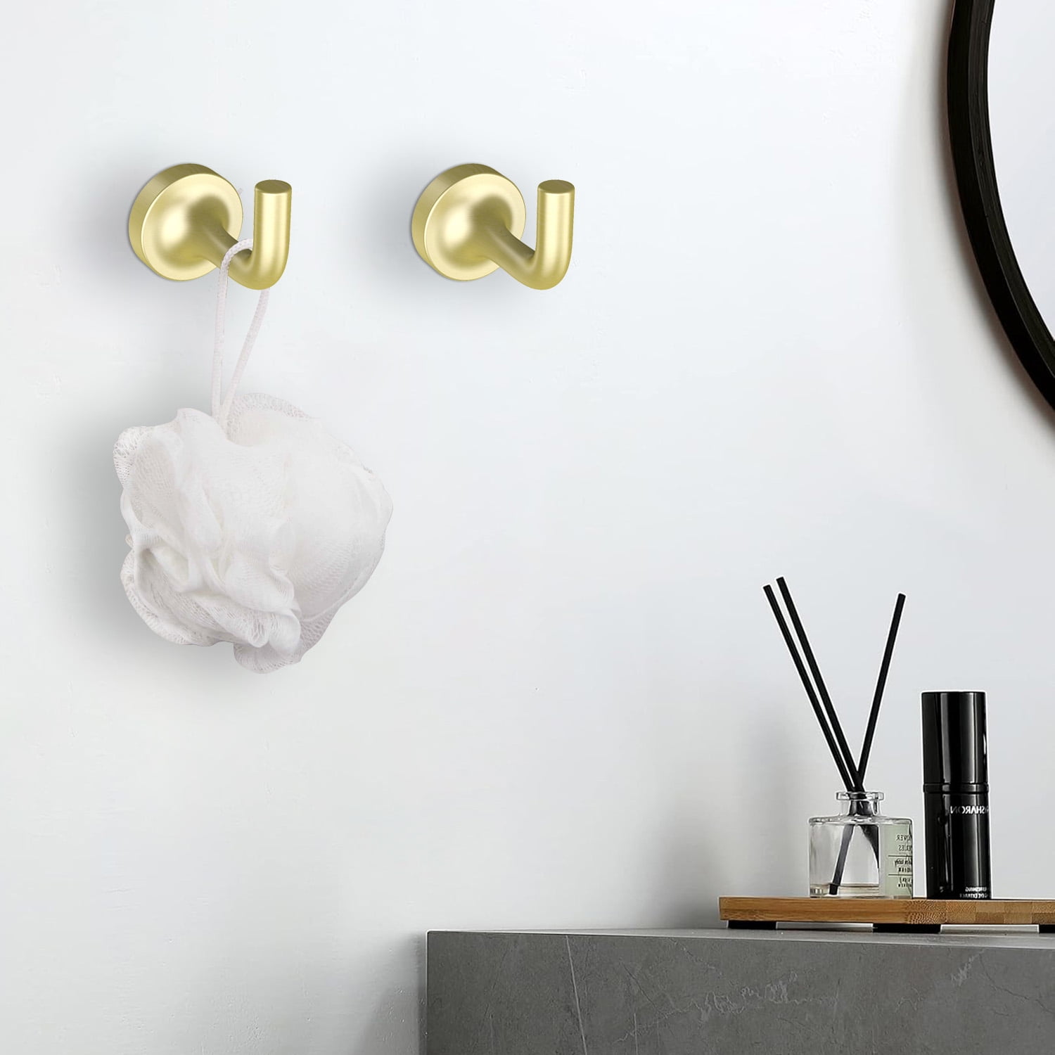 Better Homes & Gardens Clean Modern Wall Mount Robe Hook in  Brass Finish, Coat Hook for Bathroom Kitchen Hotel Garage Wall Mounted 2 Pack