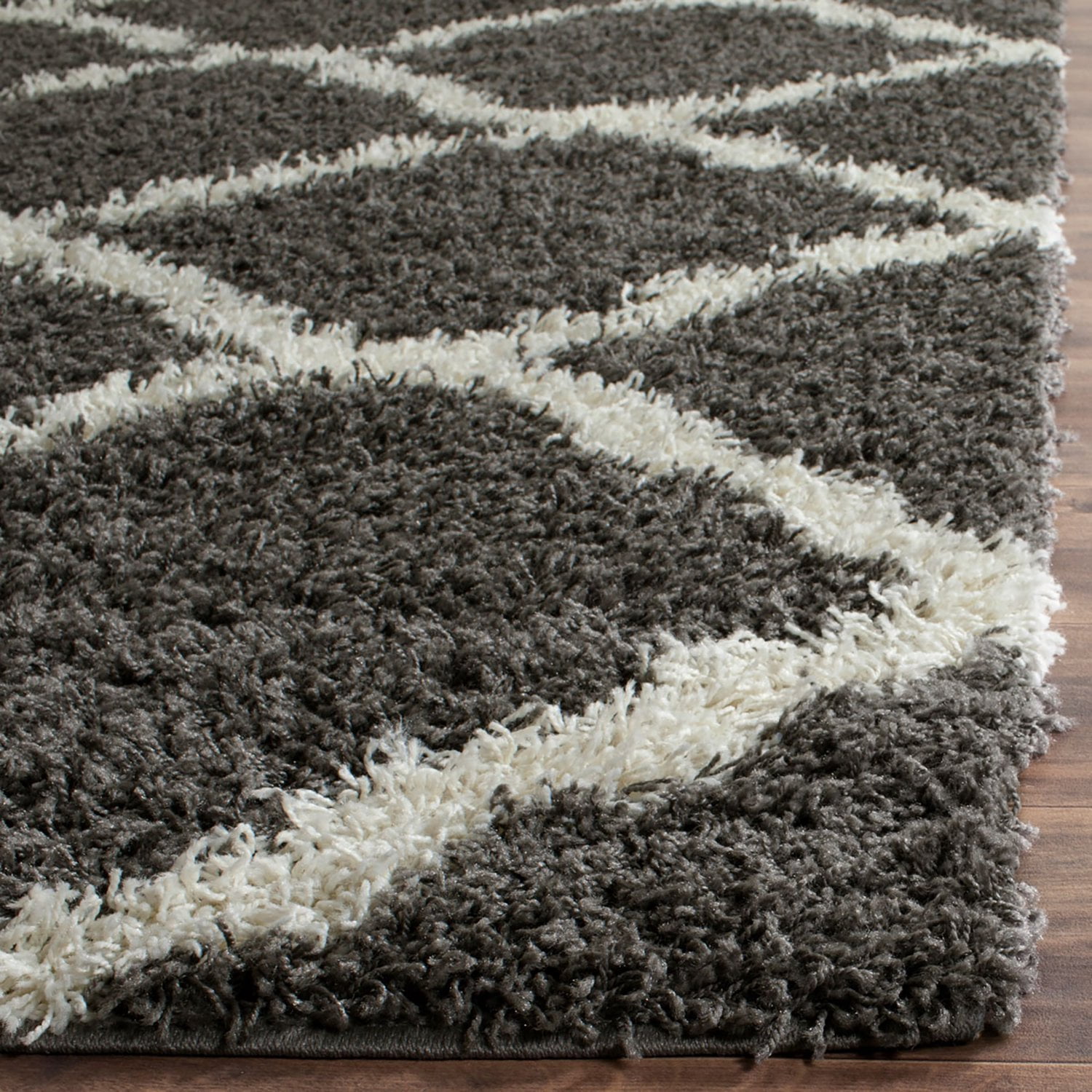 SAFAVIEH Dallas Logan Geometric Shag Area Rug, Dark Grey/Ivory, 8' x 10'