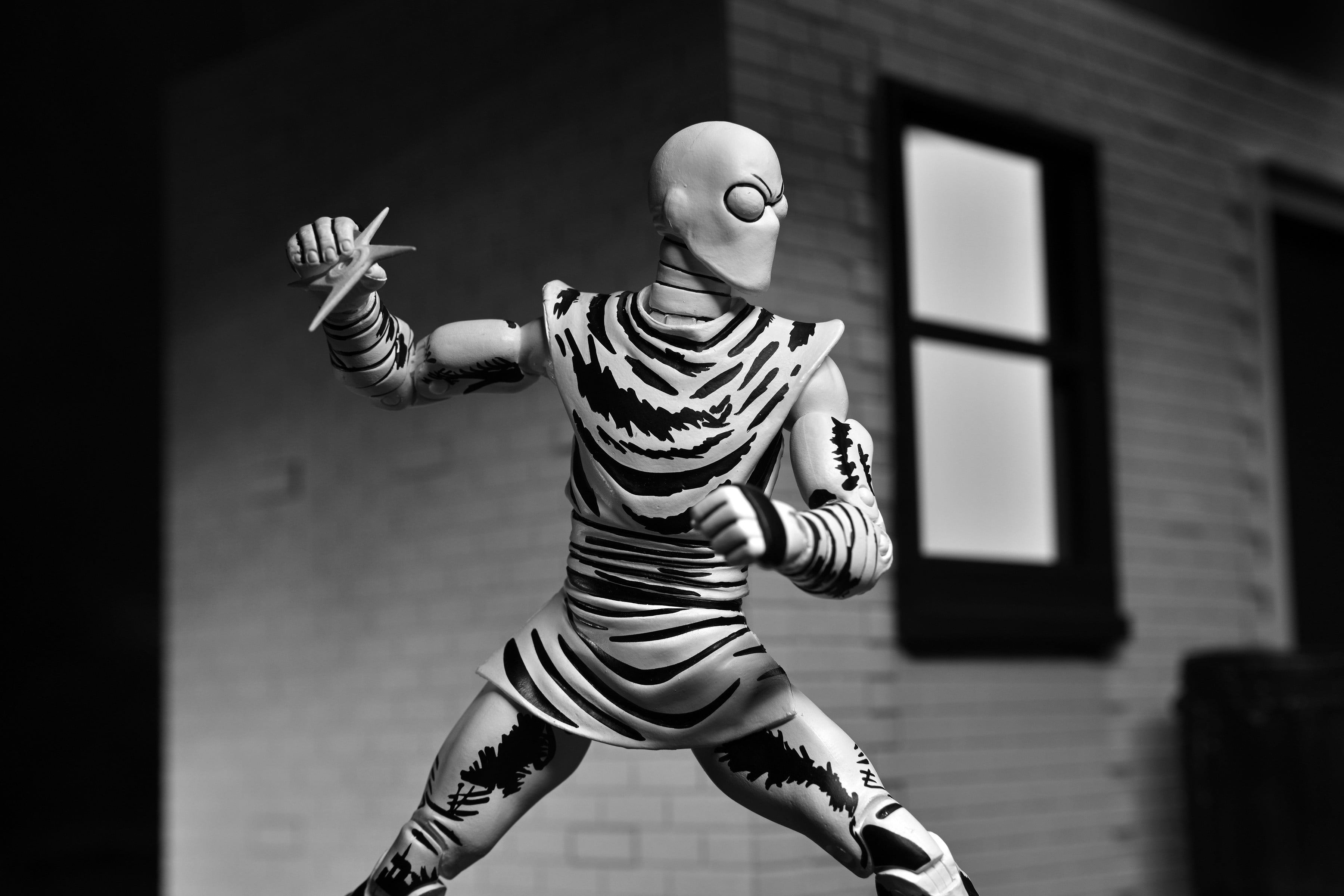 Teenage Mutant Ninja Turtles (Mirage Comics) - 7” Scale Action Figure - Black & White Foot Ninja