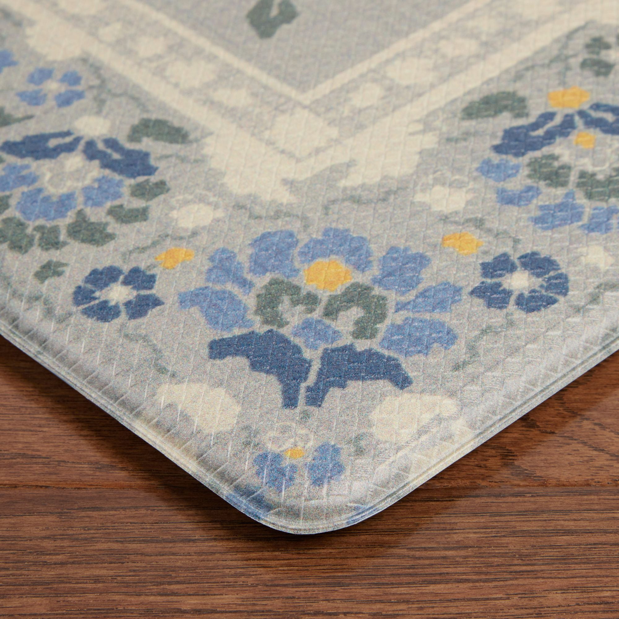 (2 pack) Better Homes & Gardens Arbela Comfort Kitchen Mat, Grey, 20"W x 32"L