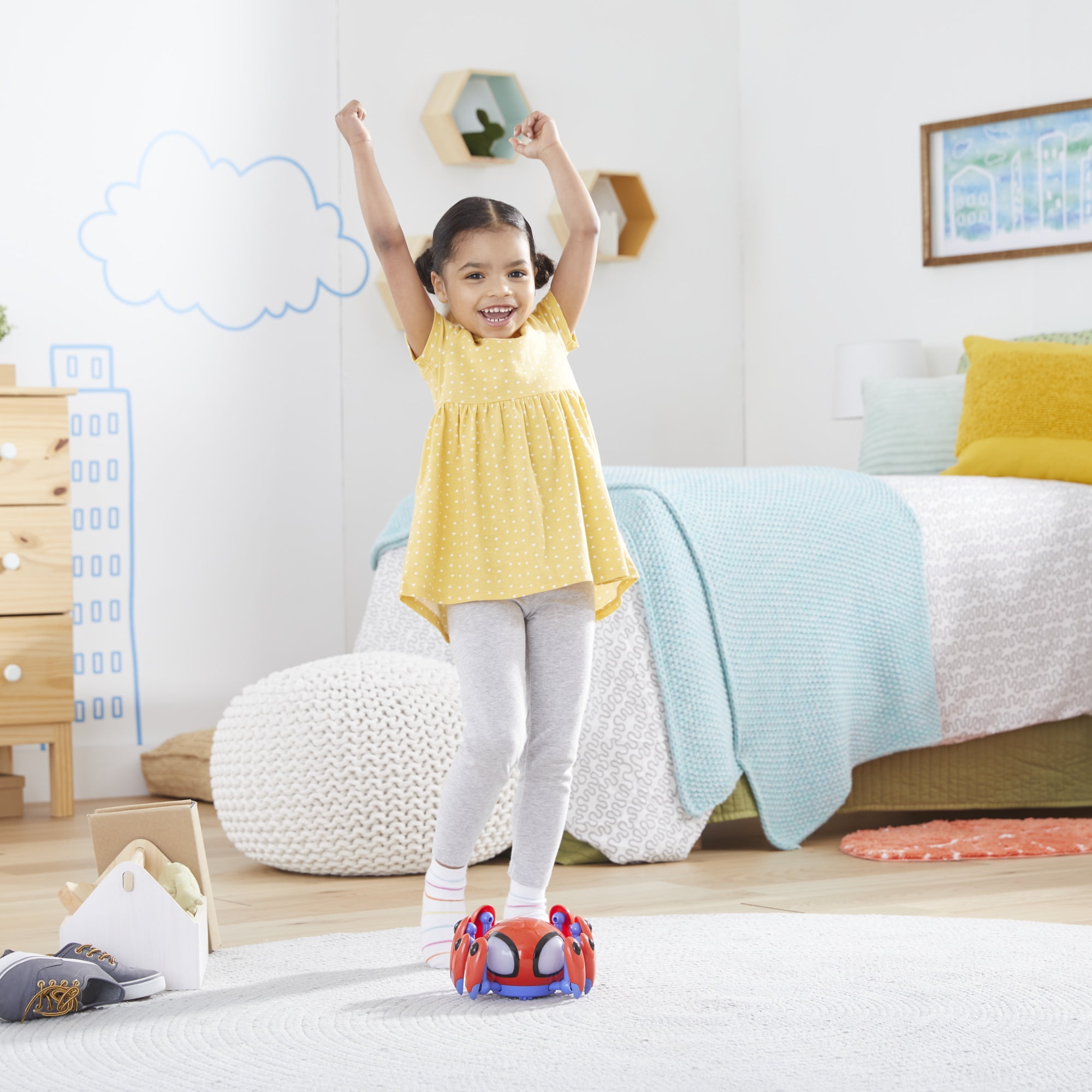 Spidey and His Amazing Friends Speak and Go Trace-E Bot Electronic Spider, Sound-Activated