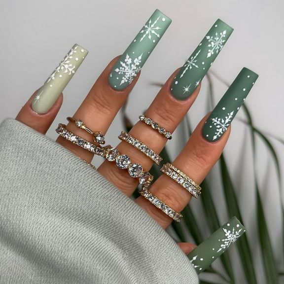 Christmas Green Ice Snowflake Extra - long Tube Wearable Nail Art - Luxury and High - end False Nails