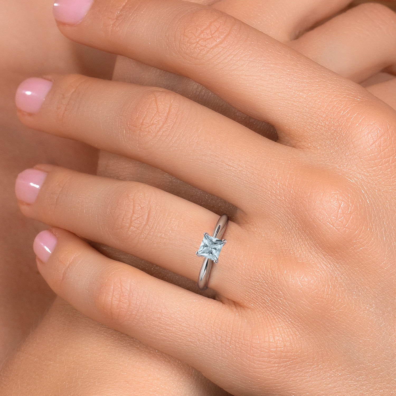 Gem Stone King 10K White Gold Sky Blue Aquamarine Engagement Ring for Women | 0.50 Cttw | Princess 5MM | Gemstone March Birthstone | Size 8