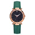 thumbnail image 1 of Reloj de pulsera informal con correa de cuero PU para mujer con esfera brillante y esfera de cuarzo (verde), 1 of 1