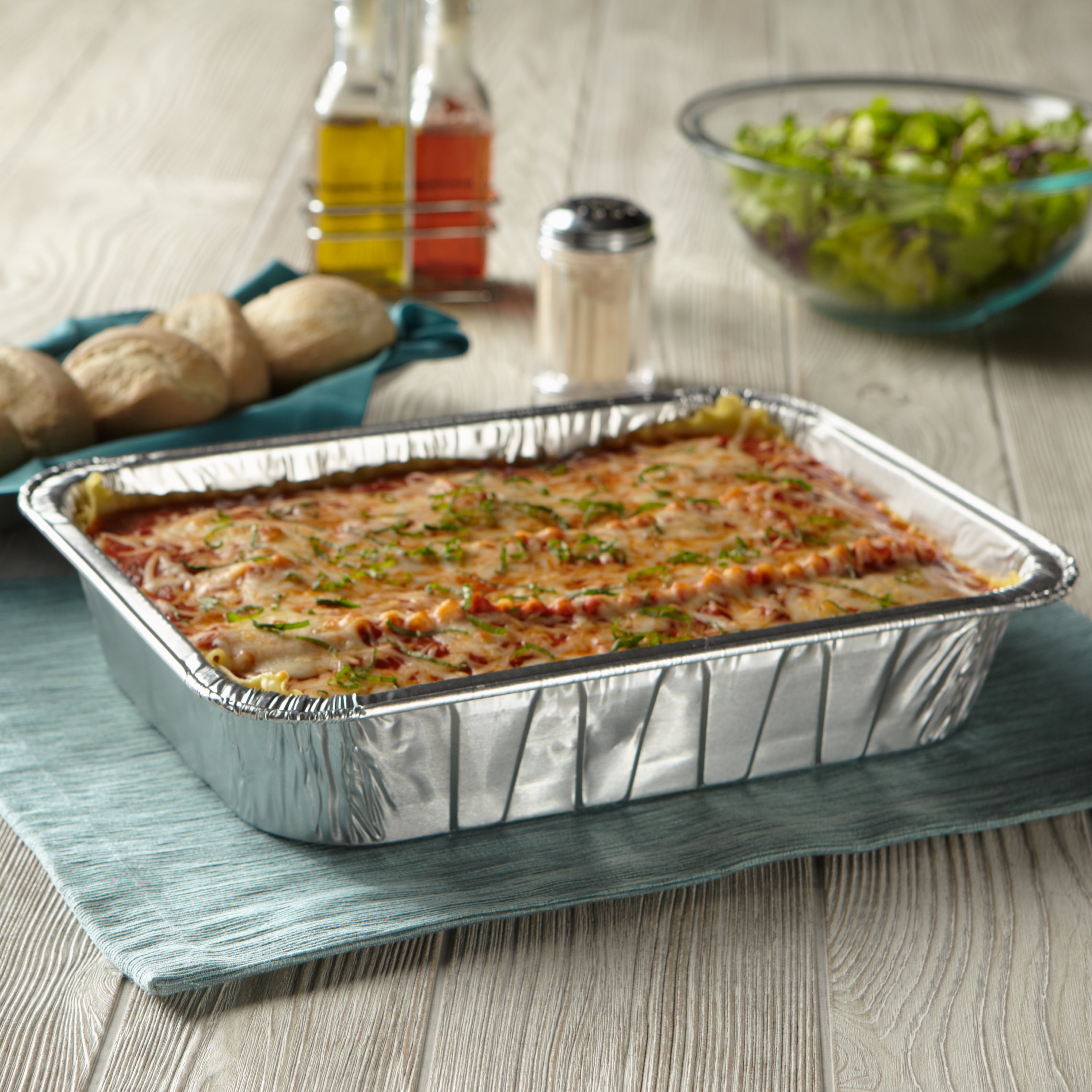 TBUY Rose Aluminum Trays with Lids 9x13 for Serving Food Turkey Catering Disposable Aluminum Foil Pans for Baking Cakes, Bread, Meatloaf, Lasagna, 30