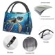 thumbnail image 4 of Fotbe Watercolor Turtle Bolsa Térmica Portátil con Estampado, Bolsa de Entrega de Alimentos Aislada, Bolsa Reutilizable de Gran Capacidad para Comidas y Supermercado, 4 of 6