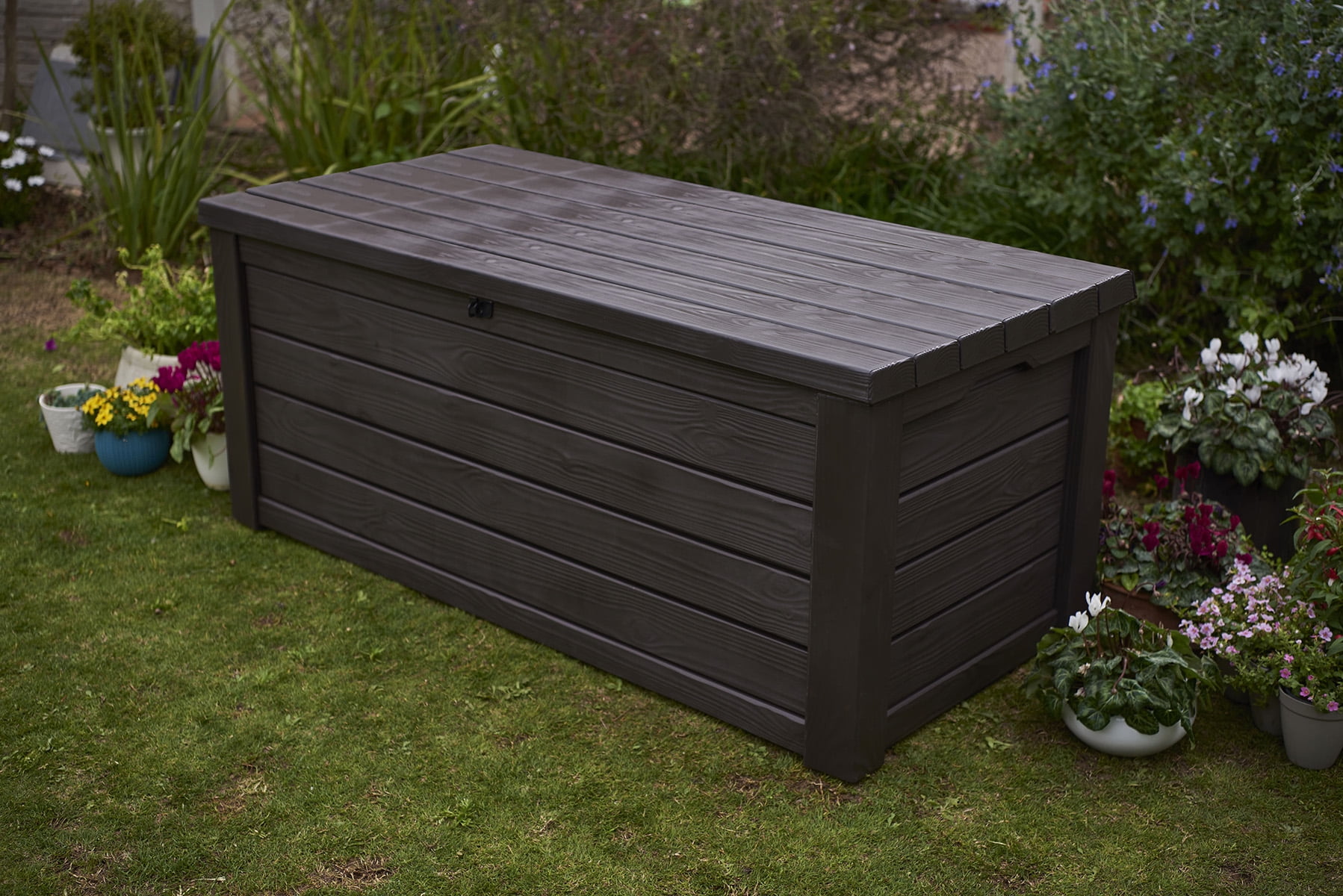 Yancy 150 Gallon Resin Deck Box Wood Look All Weather Outdoor Storage 