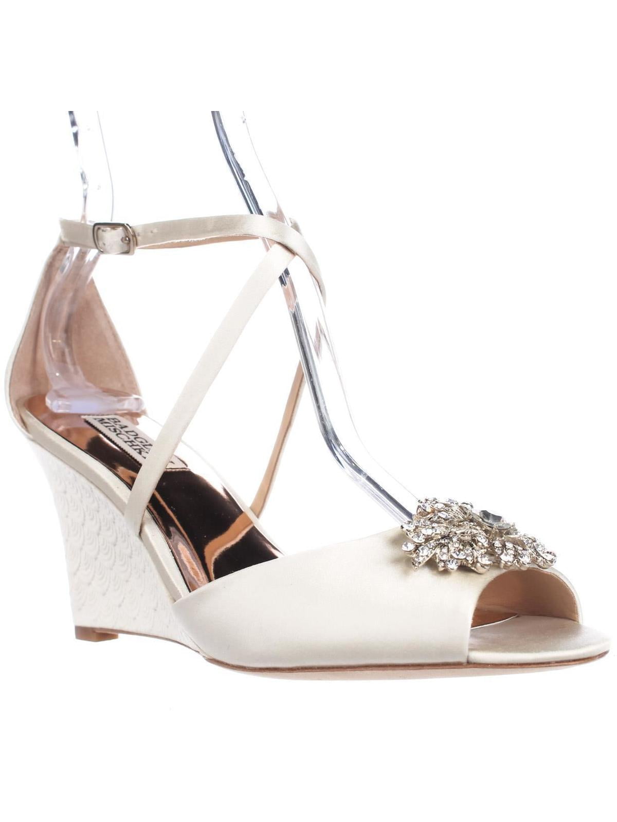 Badgley mischka cheap abigail wedge