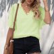 thumbnail image 3 of Blusa de manga corta de color puro Cuello en V Camisa de empalme de encaje de doble capa cómoda de color liso para mujer Verde claro S, 3 of 6