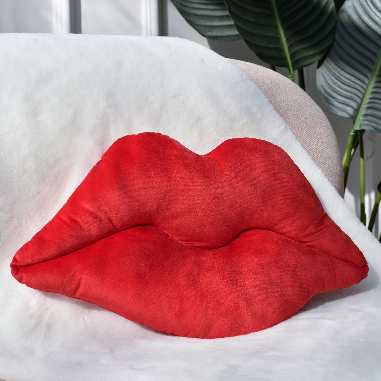 Lips Basic Pillow Decorative Pillows Home & Living