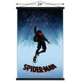 thumbnail image 2 of Marvel Spider-Man - Dans le Spider-Verse - Chute, 2 of 4