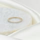 thumbnail image 3 of Anillo Eternity Amazon Essentials con diamante cultivado en laboratorio de 0,5 quilates en oro de 14 quilates, 3 of 6