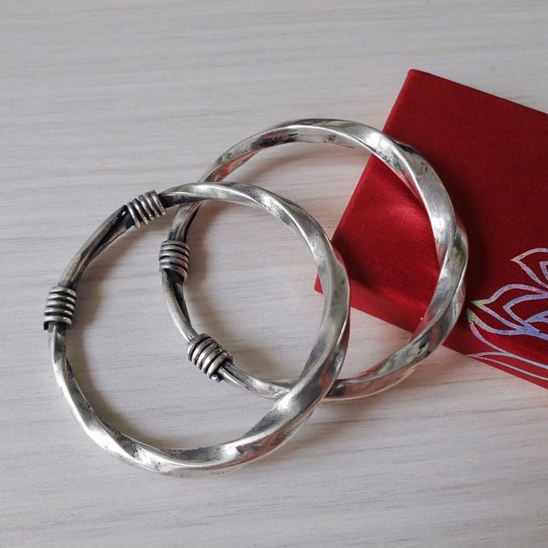 Wollet Handmade Original Miao Silver Bangle Bracelet