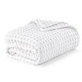 thumbnail image 2 of Manta Bedsure Cooling de algodón con forma de gofre, tamaño queen, color blanco, 2 of 8