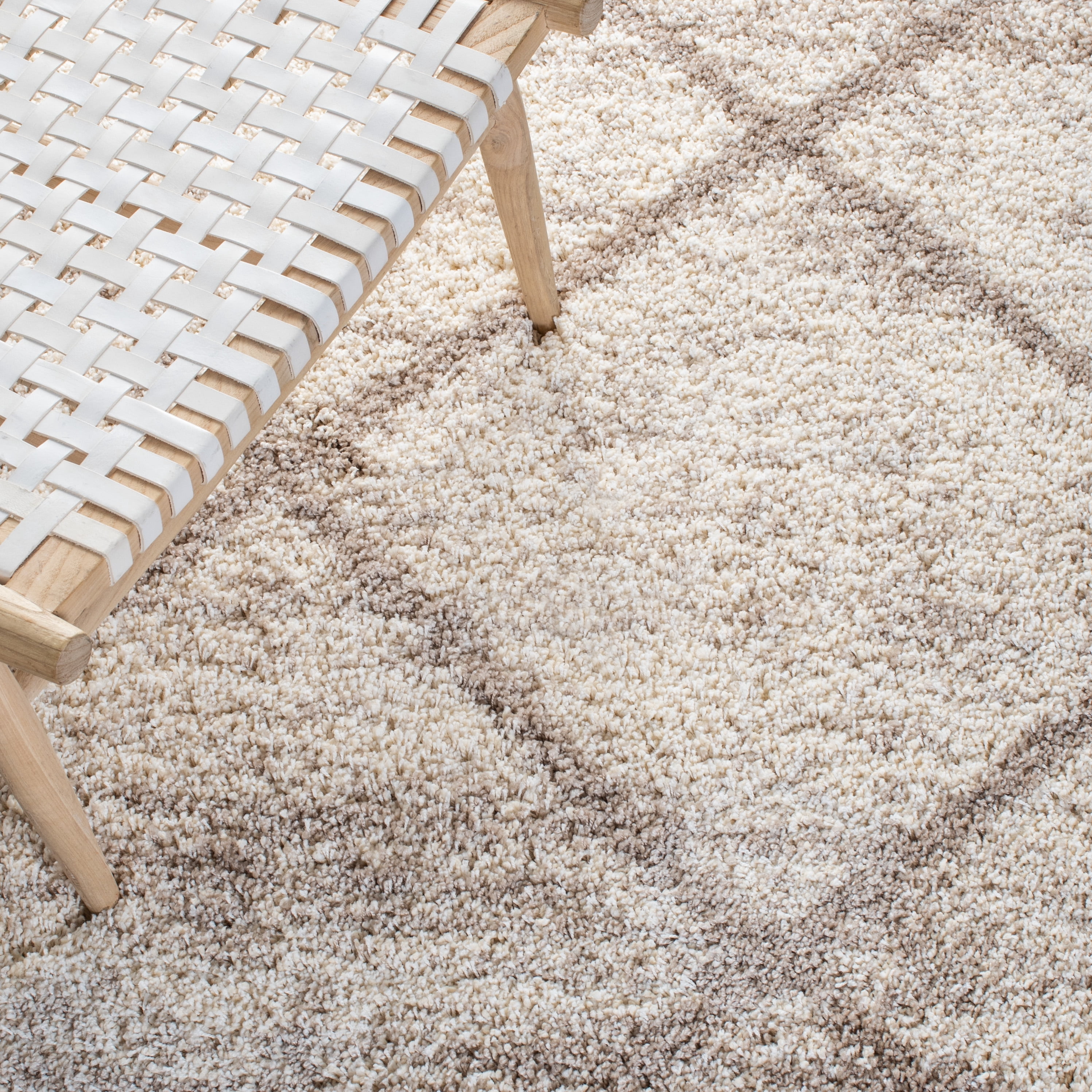 SAFAVIEH Hudson Amias Plush Geometric Shag Area Rug, Multi Ivory/Beige, 9' x 12'