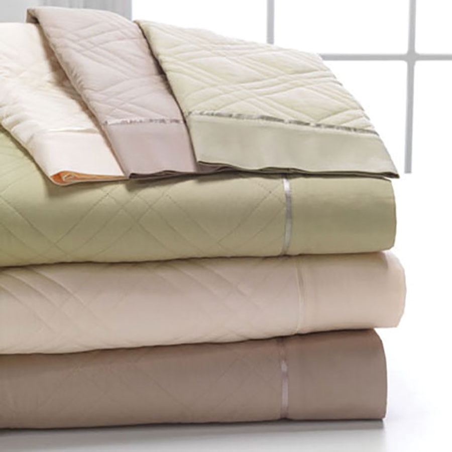 DreamFit Bamboo Rich Quilted Sheet Ensemble Split Cal King Size