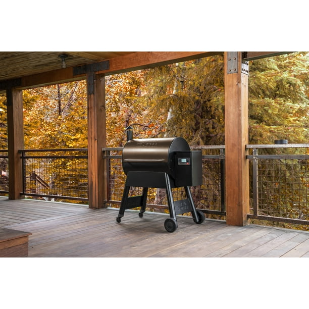 Traeger Pro 780 Wood-Fired BBQ Pellet Grill and Smoker Bronze