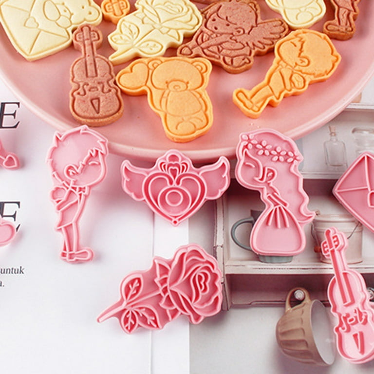 XWQ 1 Set Couples Pattern Cookie Cutters DIY PP Valentines Day Biscuit  Molds Kitchen Tools