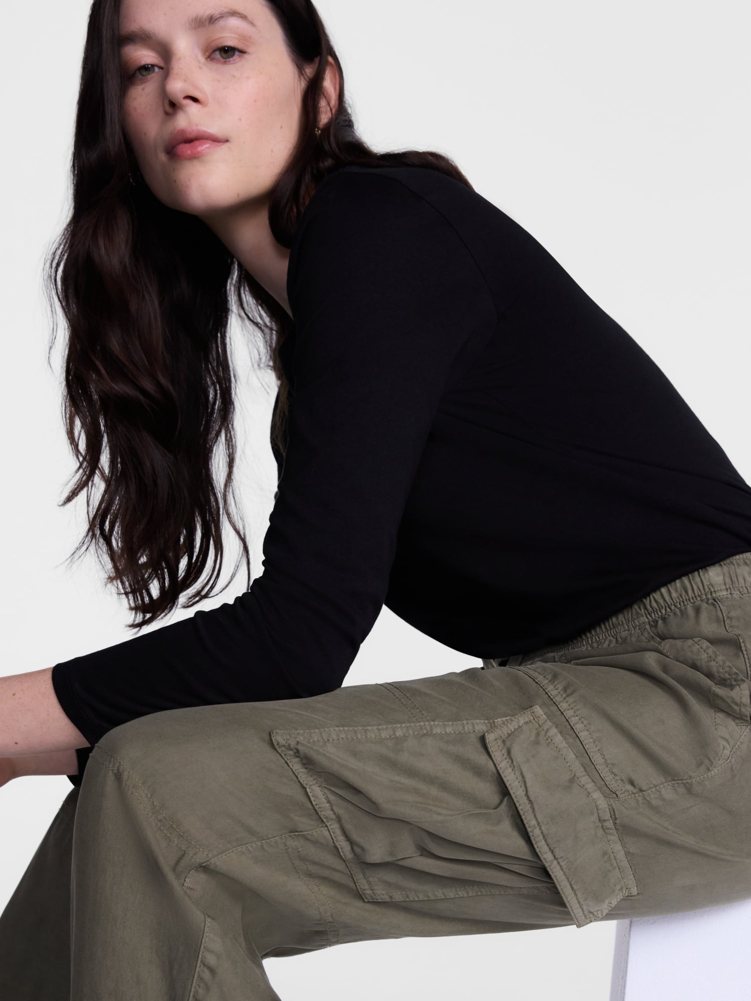 Scenario Women's Soft Fluid Cargo Joggers, 28" Inseam, Sizes XS-XXXL
