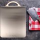 thumbnail image 4 of unbranded Tabla De Cortar De Acero Inoxidable Doble Cara Para Cocina Con Antideslizante Y Colgante Plateada, 4 of 6