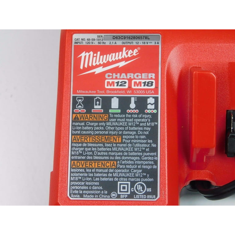 Milwaukee Tool Chargeur de batterie séquentiel M12 12V lithium-ion 4 ports  à 4 ports