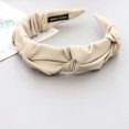 thumbnail image 1 of Bandas anchas para el cabello para mujer, diadema de tela negra con lazo, diademas de cuero con lazo, 2 unidades, nudo artificial de PU, moda glam para chicas., 1 of 5