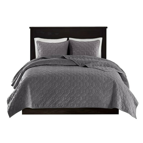 Gracie Mills Gayle 3-Piece Casual Geometric Velvet Quilt Set - GRACE-11837