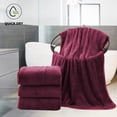 thumbnail image 2 of Juego de toallas de baño Cosy Family de microfibra, paquete de 4, color burdeos, 2 of 7