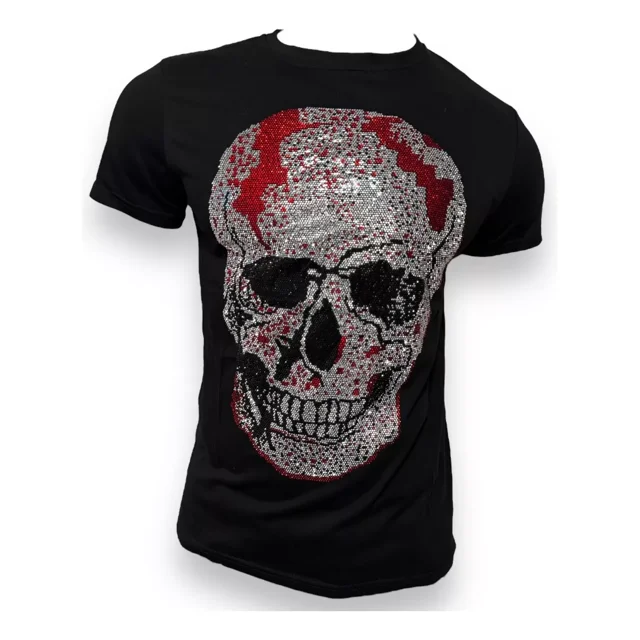 Playera Hombre Calavera En Pedrería Y Franja Roja Slim Fit