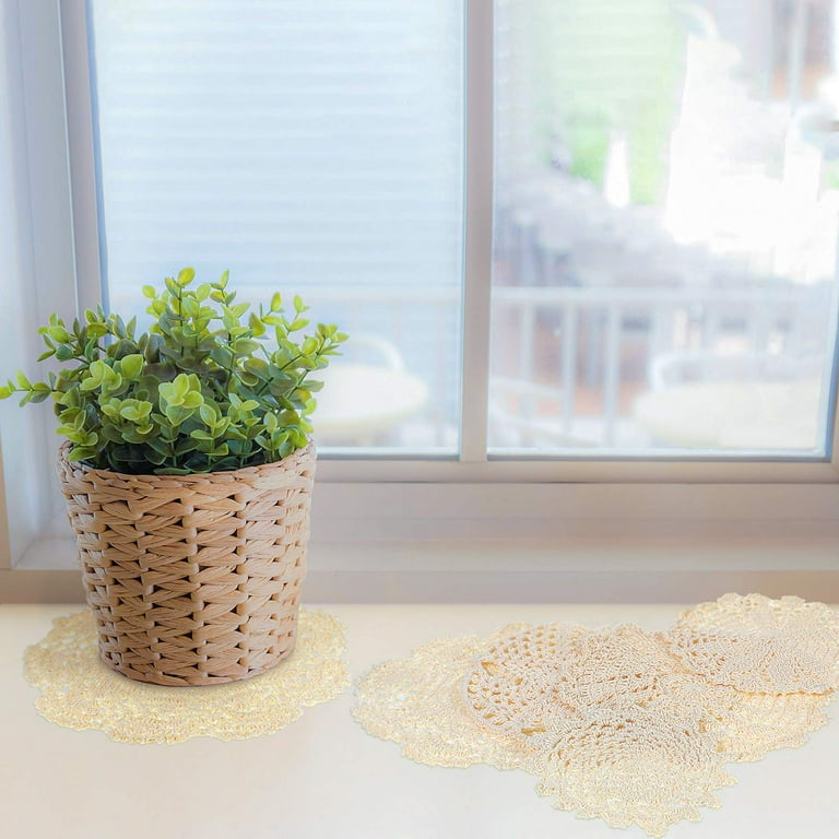 Chuangdi 8 Pieces 6 to 8 Inch Cotton Lace Doilies Crochet Handmade Lace  Coasters Round Lace Placemat Rustic TableDoiliesDecors for Kitchen Dining  Room Party Dressers Dream Catcher Decoration, Beige 