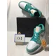 thumbnail image 2 of Ni - ke Ni - ke Air Jordan 1 Low SE New Emerald/Taxi-White Men 10 DN3705-301, 2 of 5
